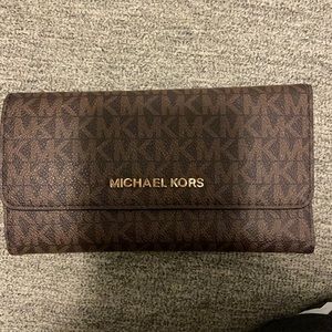 Micheal Kors Wallet